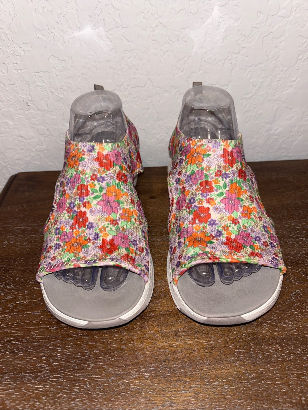 Skechers Arch Fit City Catch Floral Print Sandal Shoes - Picture 4 of 8